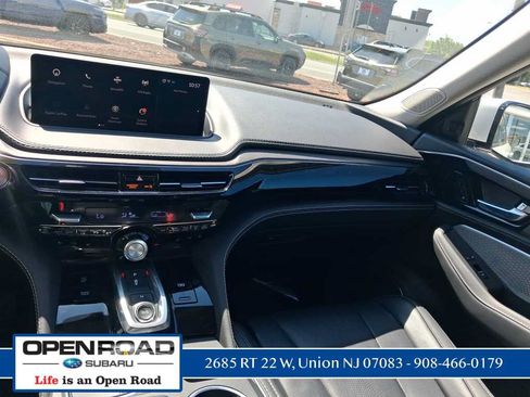 Used 2024 Acura MDX SH-AWD w/ Advance Package image 23