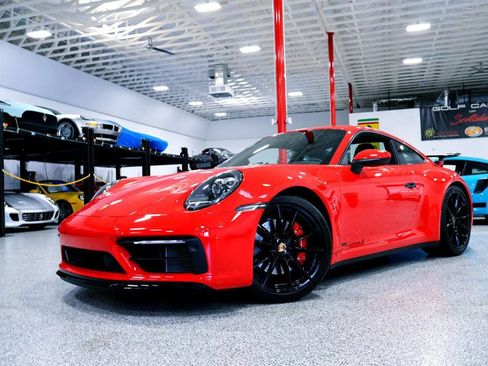 Used 2024 Porsche 911 Carrera S RWD image 4