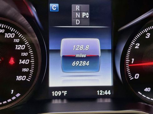 Used 2017 Mercedes-Benz C 300 Coupe image 8