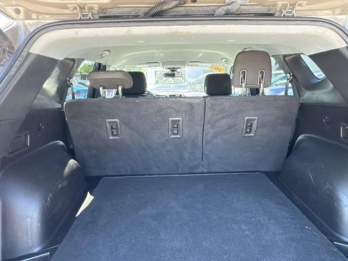 Used 2021 Chevrolet Blazer LT FWD image 15