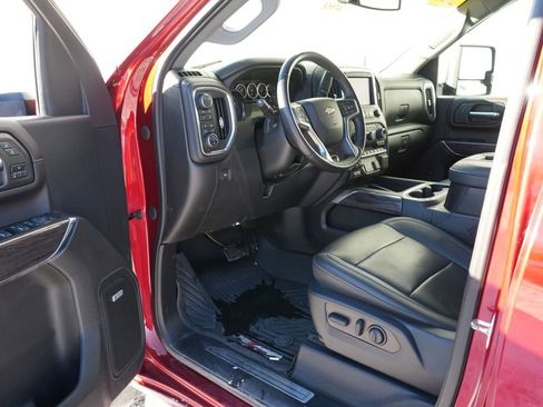 Used 2022 Chevrolet Silverado 2500 LTZ w/ LTZ Plus Package image 13