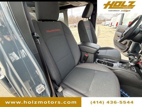Used 2026 Jeep Wrangler Unlimited Rubicon AWD/4WD image 30