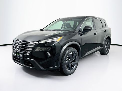 Used 2025 Nissan Rogue SV AWD/4WD image 3