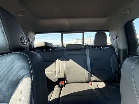 Certified 2022 GMC Sierra 2500 SLT w/ SLT Preferred Package image 28