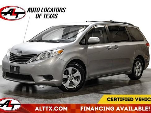 Used 2012 Toyota Sienna LE FWD image 1