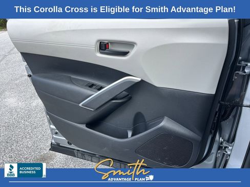 Used 2024 Toyota Corolla Cross L AWD/4WD image 13