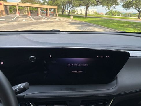 Used 2025 Buick Encore GX Preferred FWD image 17