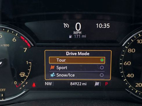 Used 2022 Cadillac XT5 Luxury FWD image 38
