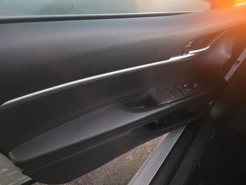 Used 2023 Toyota Camry SE image 16