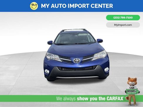 Used 2014 Toyota RAV4 Limited w/ Technology Package AWD/4WD image 2