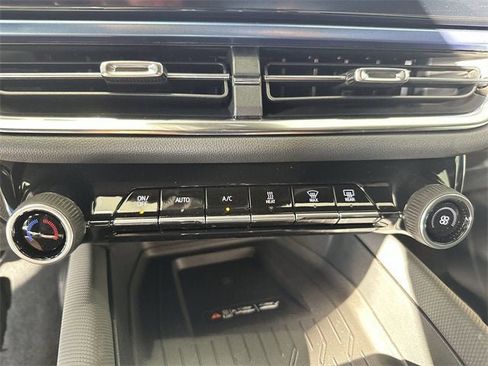 New 2026 Chevrolet Equinox EV LT image 17