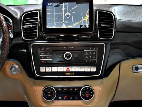 Used 2017 Mercedes-Benz GLS 550 4MATIC image 20