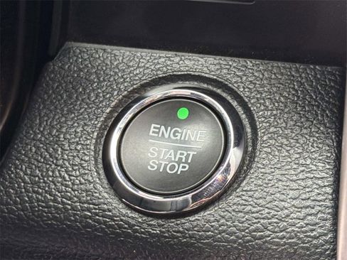 Used 2022 Ford F250 Lariat w/ Tremor Off-Road Package image 19