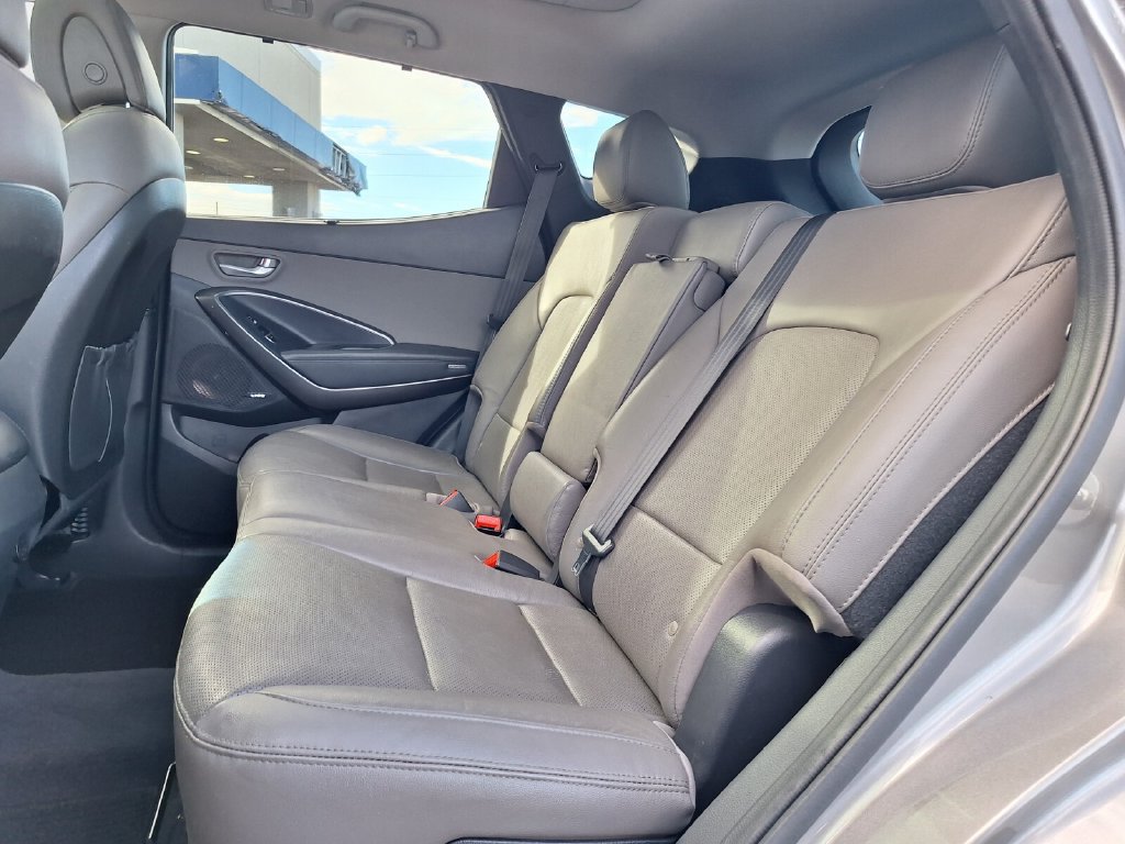 Used 2017 Hyundai Santa Fe Sport w/ 2.4L Tech Package 04 FWD image 13