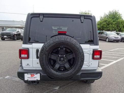 Used 2018 Jeep Wrangler Unlimited Sport S AWD/4WD image 5