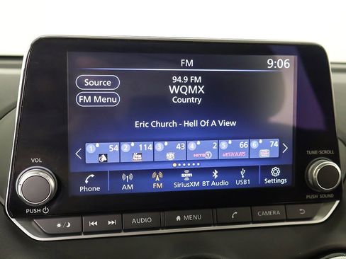 Used 2023 Nissan Sentra SR w/ SR Premium Package image 45