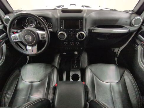 Certified 2017 Jeep Wrangler Unlimited Rubicon image 16