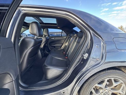 Used 2018 Chrysler 300 S w/ Safetytec Plus Group AWD/4WD image 20