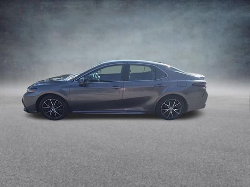 Used 2024 Toyota Camry SE AWD/4WD image 2