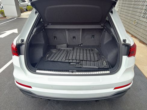 Certified 2025 Audi Q3 2.0T Premium w/ Black Optic Sport Package AWD/4WD image 9