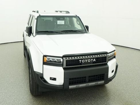 New 2027 Toyota Land Cruiser w/ Premium Package AWD/4WD image 14
