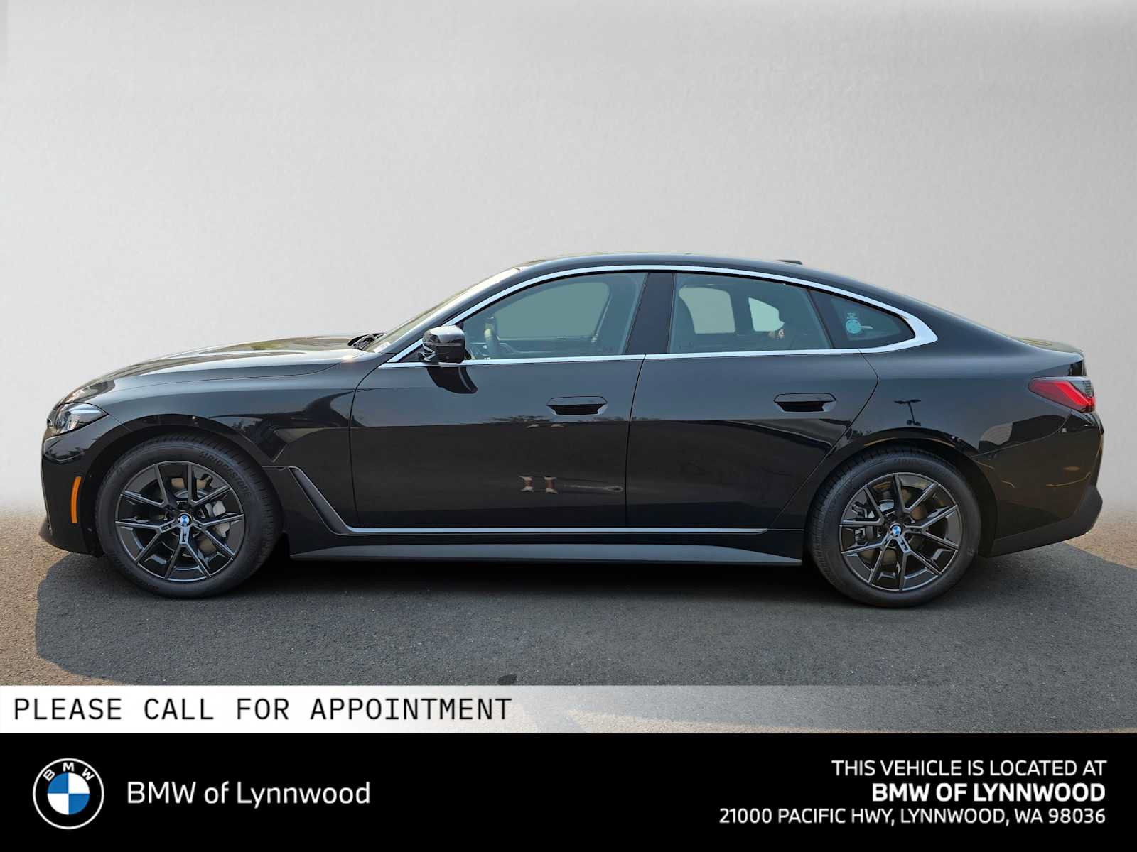 New 2026 BMW i4 xDrive40i w/ Premium Package AWD/4WD image 6