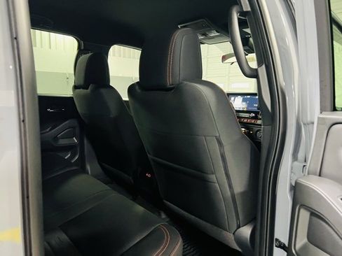New 2025 Nissan Frontier PRO-4X w/ Interior Protection Package image 26