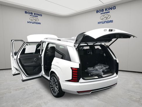 New 2026 Hyundai Palisade Calligraphy FWD image 15