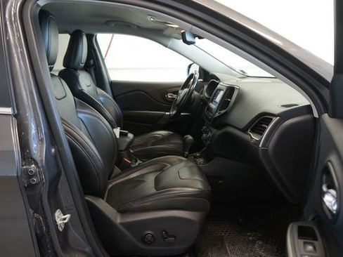 Used 2021 Jeep Cherokee Latitude Lux image 33