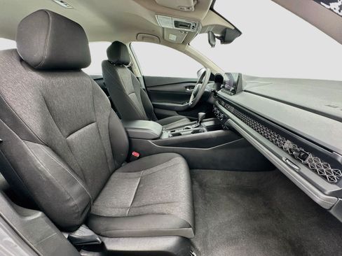Used 2024 Honda Accord LX image 18