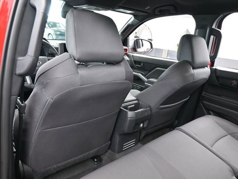 Used 2025 Toyota Tacoma SR5 image 35