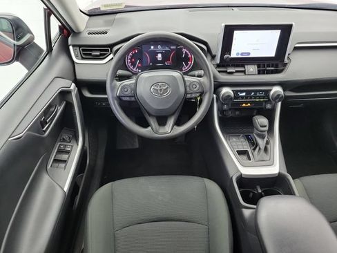 Used 2025 Toyota RAV4 LE AWD/4WD image 17
