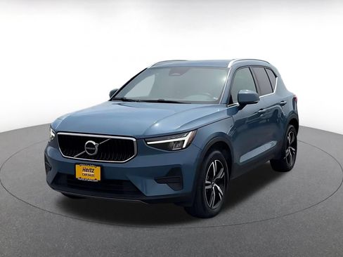Used 2024 Volvo XC40 B5 Core AWD/4WD image 7