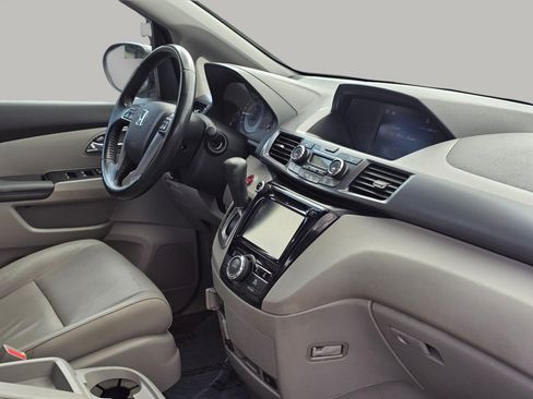 Used 2014 Honda Odyssey EX-L image 25