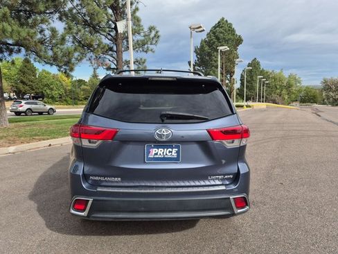 Used 2018 Toyota Highlander Limited Platinum AWD/4WD image 7