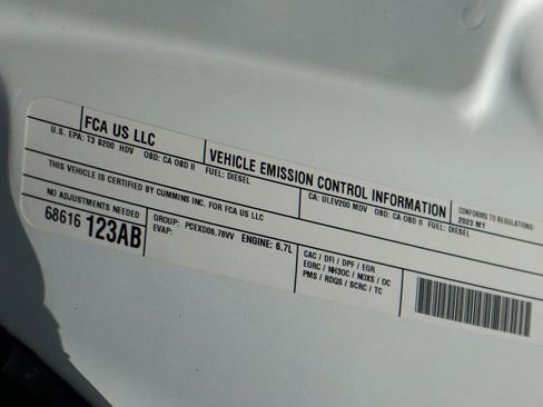 Used 2023 RAM 2500 Laramie AWD/4WD image 13