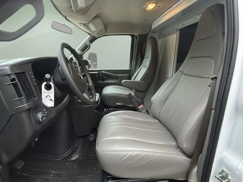 New 2025 Chevrolet Express 3500 w/ Power Convenience Package image 25