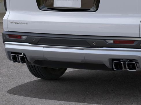 New 2026 Chevrolet Traverse LT w/ Driver Confidence Package image 14