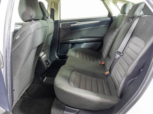 Used 2020 Ford Fusion SE FWD image 35