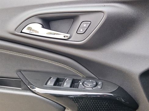 New 2026 Chevrolet Trax LT w/ Driver Confidence Package image 8