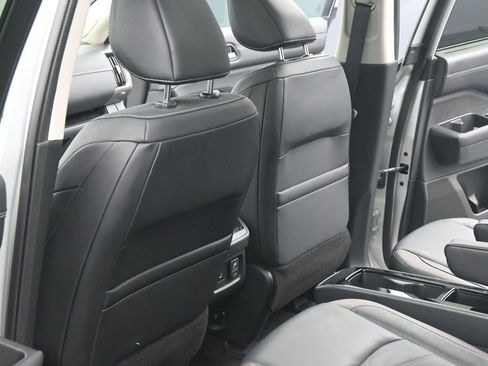 Used 2022 Nissan Pathfinder Platinum w/ Cargo Package image 19