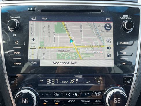 Used 2019 Subaru Outback 2.5i Touring image 17