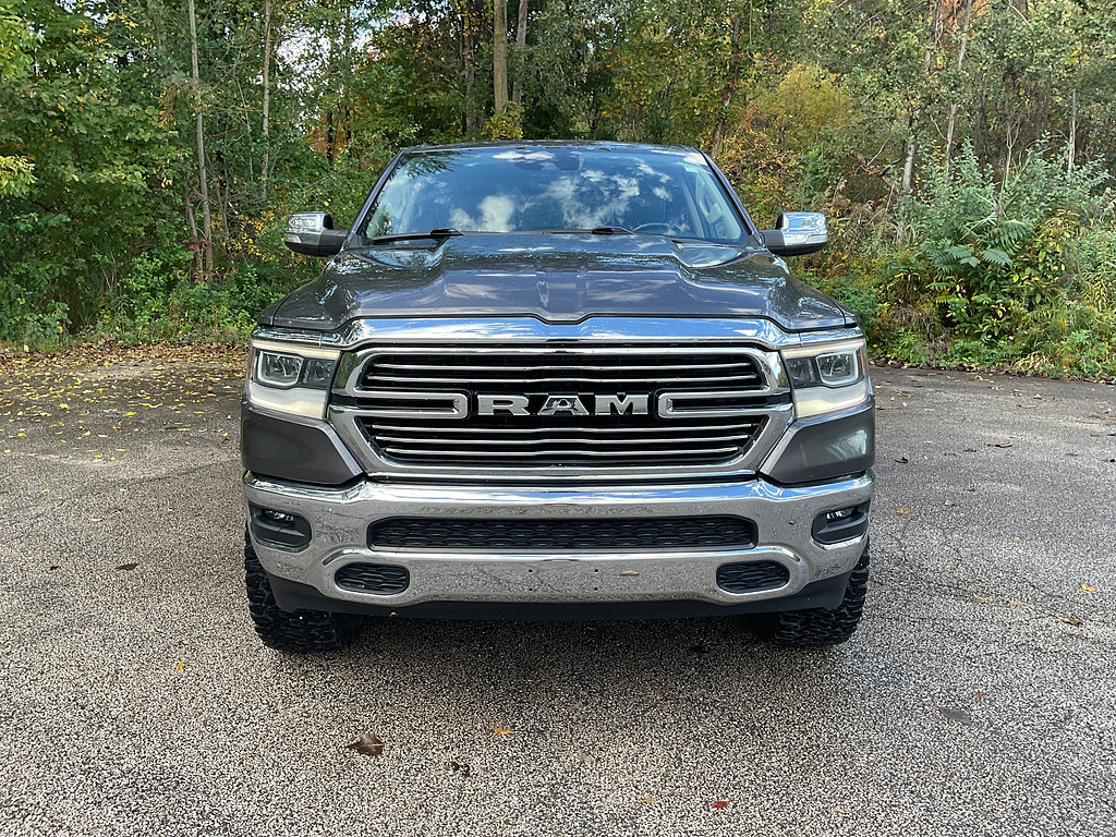 Used 2021 RAM 1500 Laramie AWD/4WD image 2