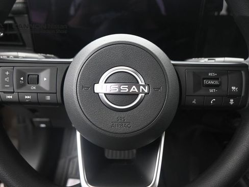 New 2026 Nissan Kicks SV w/ SV Premium Package FWD image 10