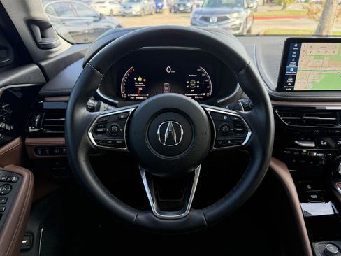 Certified 2025 Acura MDX w/ Advance Package image 15