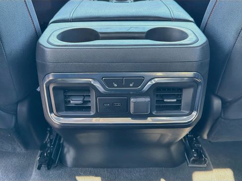 Used 2021 GMC Sierra 1500 SLT w/ SLT Premium Plus Package AWD/4WD image 28