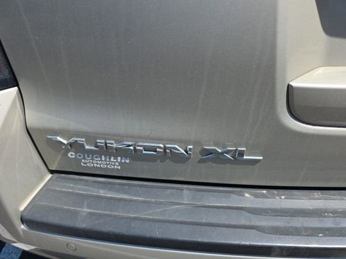 Used 2015 GMC Yukon XL SLT w/ Open Road Package image 15