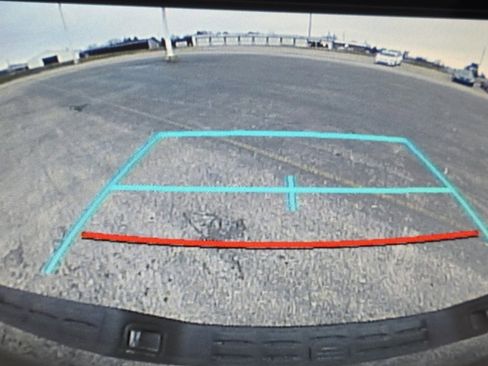 Used 2017 Toyota Tacoma Limited image 13