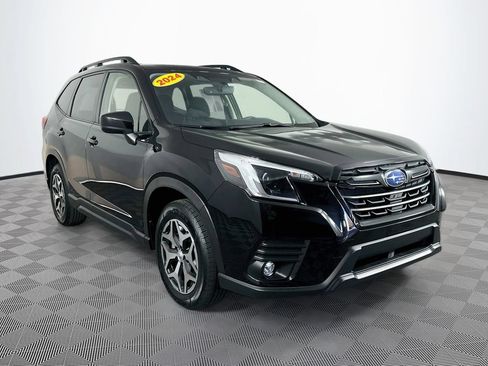 Used 2024 Subaru Forester Premium AWD/4WD image 3