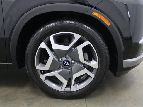 Used 2023 Hyundai Palisade Limited w/ Cargo Package image 6